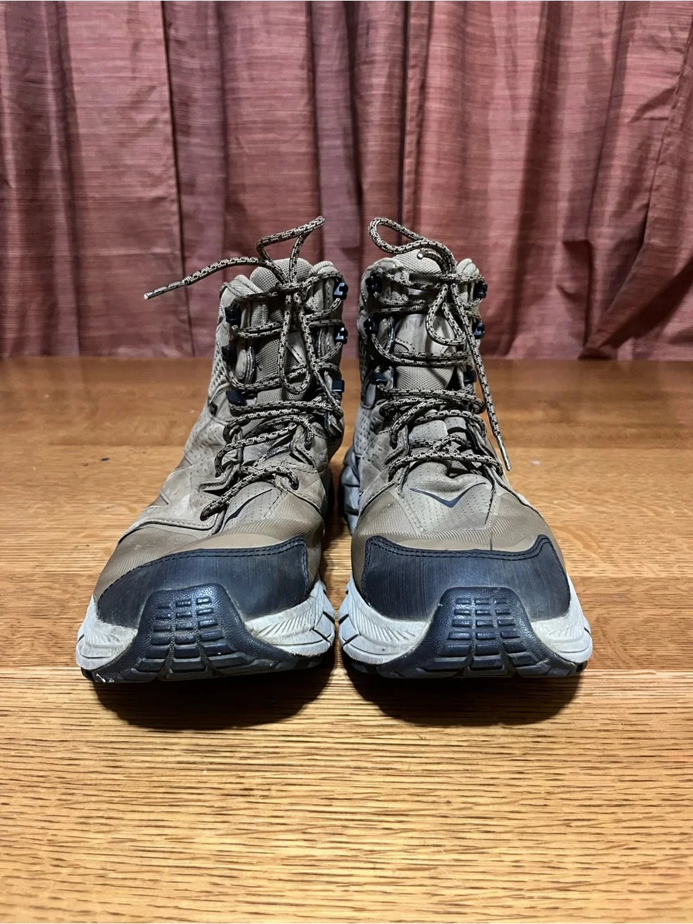 Hoka Anacapa Mid GTX 1122018 Mens 10.5 Brown Waterproof Hiking Boots Vibram